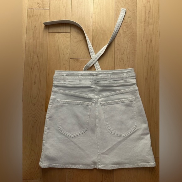 BNWOT- FRAME Le Mini Broderie Anglaise Denim Mini Skirt White (27) - Picture 2 of 10